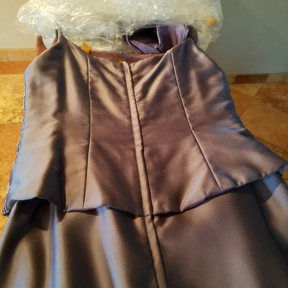 Floor Length Dusty Lavender Strapless Alfred Angelo Gown Size 6 - Picture 2 of 6